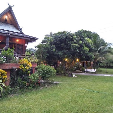 Oui Kaew Homestay Phayao Exterior photo