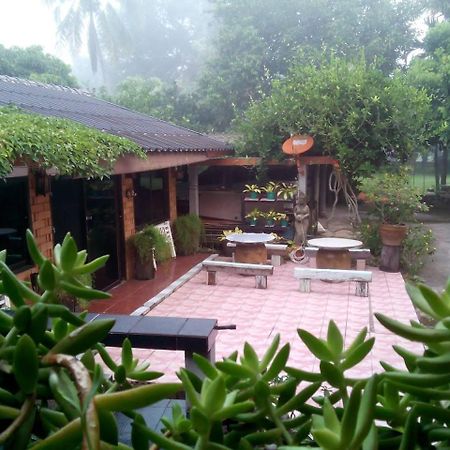 Oui Kaew Homestay Phayao Exterior photo